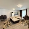Apartament cu 2 camere cu vedere către mare si lac-Miramare Residence thumb 4