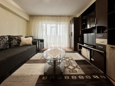 Apartament cu 2 camere decomandate de vânzare in zona Far, Constanta 