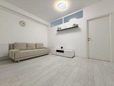 Apartament 3 camere Mamaia Nord prima linie la mare