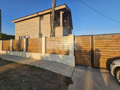 Casa+Pensiune P+M +Livadă,Corbu