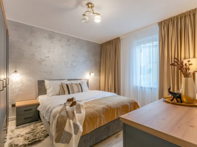 Apartament modern, mobilat, C. Istoric