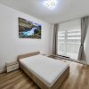 Apartament cu 3 camere în Tractorul  thumb 2