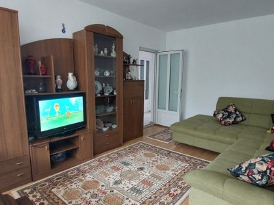 Tomis 3 Brotacei apartament cu 3 camere mobilat 