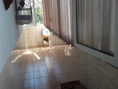 Apartament 4 camere de vanzare, situat in zona Dacia, Constanta