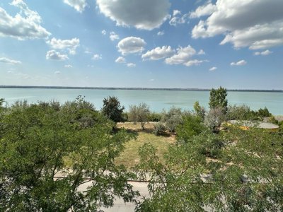 Apartament 2 camere vedere frontala la lac in MAMAIA