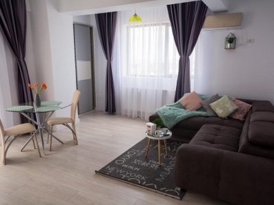 Apartament 2 camere in zona Tomis Plus