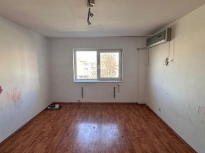 Apartament 2 camere situat in zona Tomis Nord