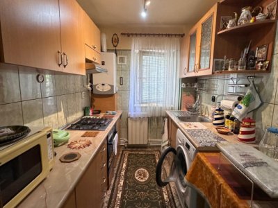 Apartament 2 camere decomandat situat in zona ICIL