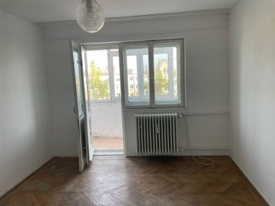  apartament situat in zona INEL II - GROAPA