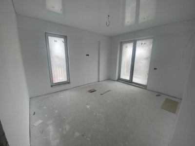 Apartament 3 camere, loc parcare - zona Stadion