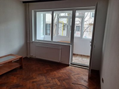 Apartament 2 camere situat in zona Tomis III