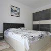 Apartament 2 camere - zona Mamaia Nord thumb 9
