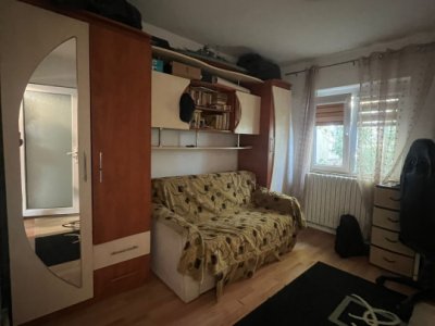 Apartament 2 camere, decomandat - zona Poarta 6
