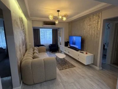 Apartament 4 camere de vanzare, situat in  zona Inel II-Constanta