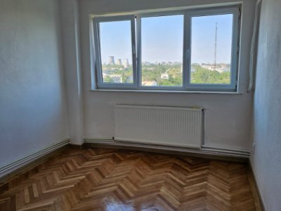 Apartament 3 camere zona Abator