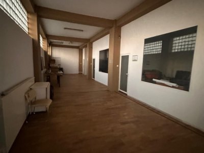 Cladire spatiu comercial / birouri , in zona Anda, Constanta