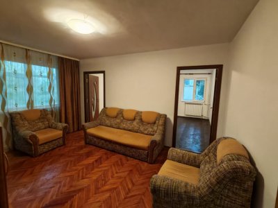  Apartament 3 camere zona Bratianu, Constanta