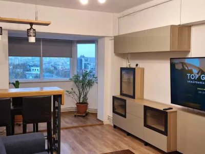 Apartament 2 camere de inchiriat cu vedere spre parc, zona Tomis II, Constanta