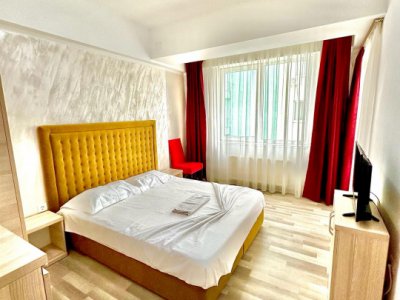 Apartament spațios 3 camere de vânzare, în Mamaia Nord - vedere catre mare!