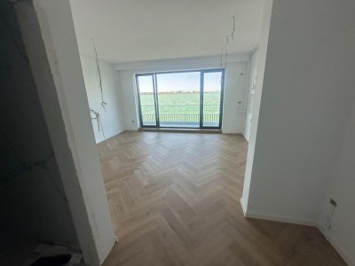 Apartament 3 camere Lake On Residence - vedere superba catre lac!