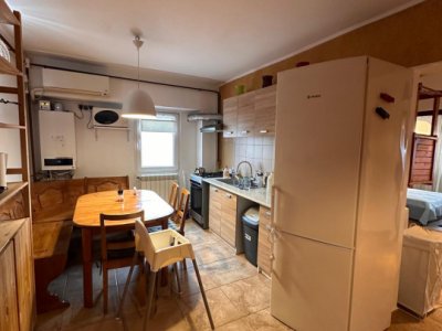 Apartament 3 camere de inchiriat, in zona Centrala -  vedere catre Blvd Mircea