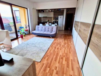 De vânzare Apartament 3 camere, Trivale