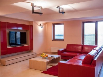 Mamaia - REX - penthouse deosebit cu garaj pentru 4 masini