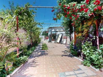 De vanzare Casa / Vila + Teren liber 420 mp + Piscina  Zona Prelungirea Ghencea