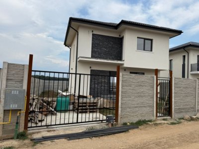 De vanzare Vila moderna, incalzire in pardoseala, langa padurea Pantelimon