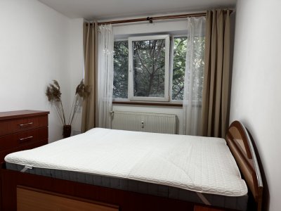 2 camere spre închiriere, Strada Emil Racovita