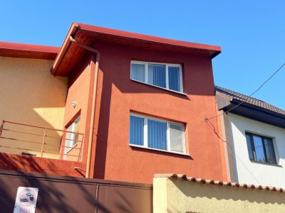 Casa individuala 5 camere I Posibil spatiu comercial I 300 mp I Parcul Lacul Tei