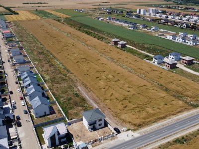 Teren Intravilan In Rate Com Berceni | utilitati: curent - gaz | #MG12