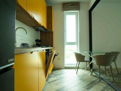  Închiriez apartament 2 camere modern – 5 minute de Campus