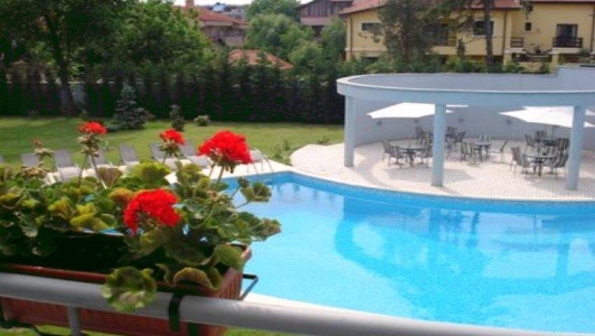 Iancu Nicolae inchiriere apartament 4 camere cu teresa si acces piscina  15