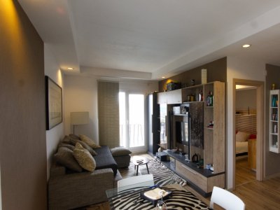 Apartament 2 camere de vânzare în Cosmopolis, mobilat, utilat  boxa inclusa 