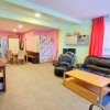 Apartament cu 5 camere si curte imensa-posibilitate de recompartimentare. thumb 19