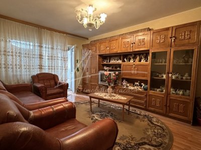 Apartament 3 camere, Gorjului – acces rapid la tot ce ai nevoie!