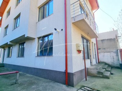 Casa deosebita S. Andronache, curte, spatiu comercial si apartament, Colentina!