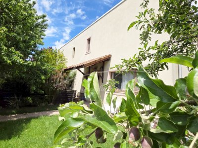 Green City. Casa frumoasa, gradina si liniste de vanzare